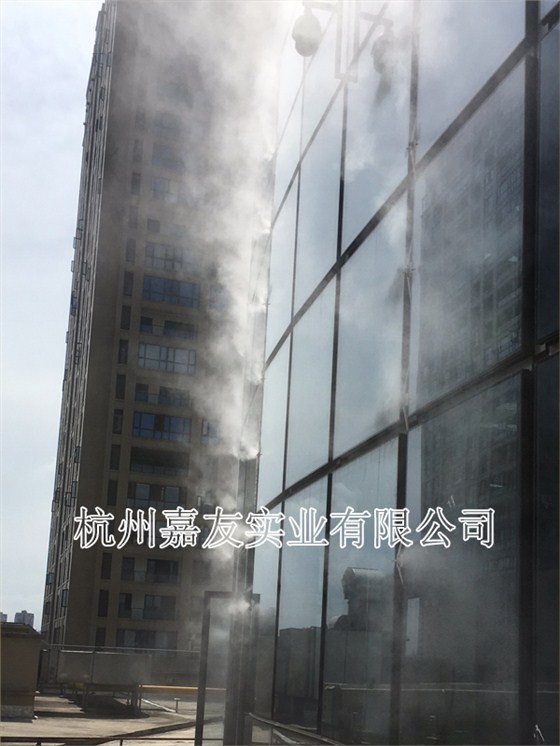 金华东阳银泰城高压喷雾降温4 金华东阳银泰城高压喷雾降温4